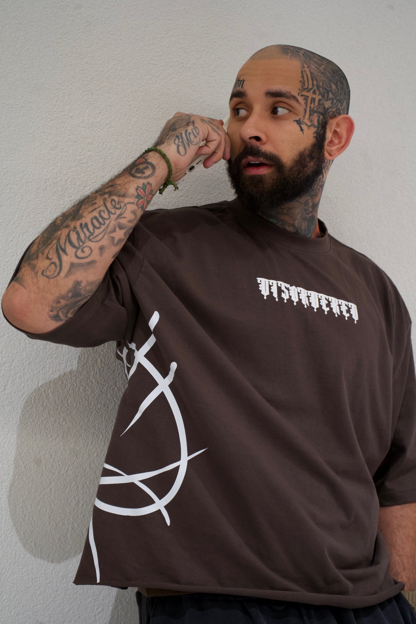 Disordered Tees